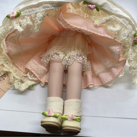 Bradley’s Collectible Doll Porcelain Pouts Pouty Corinna 542 13” Victorian NEW - Picture 11 of 15